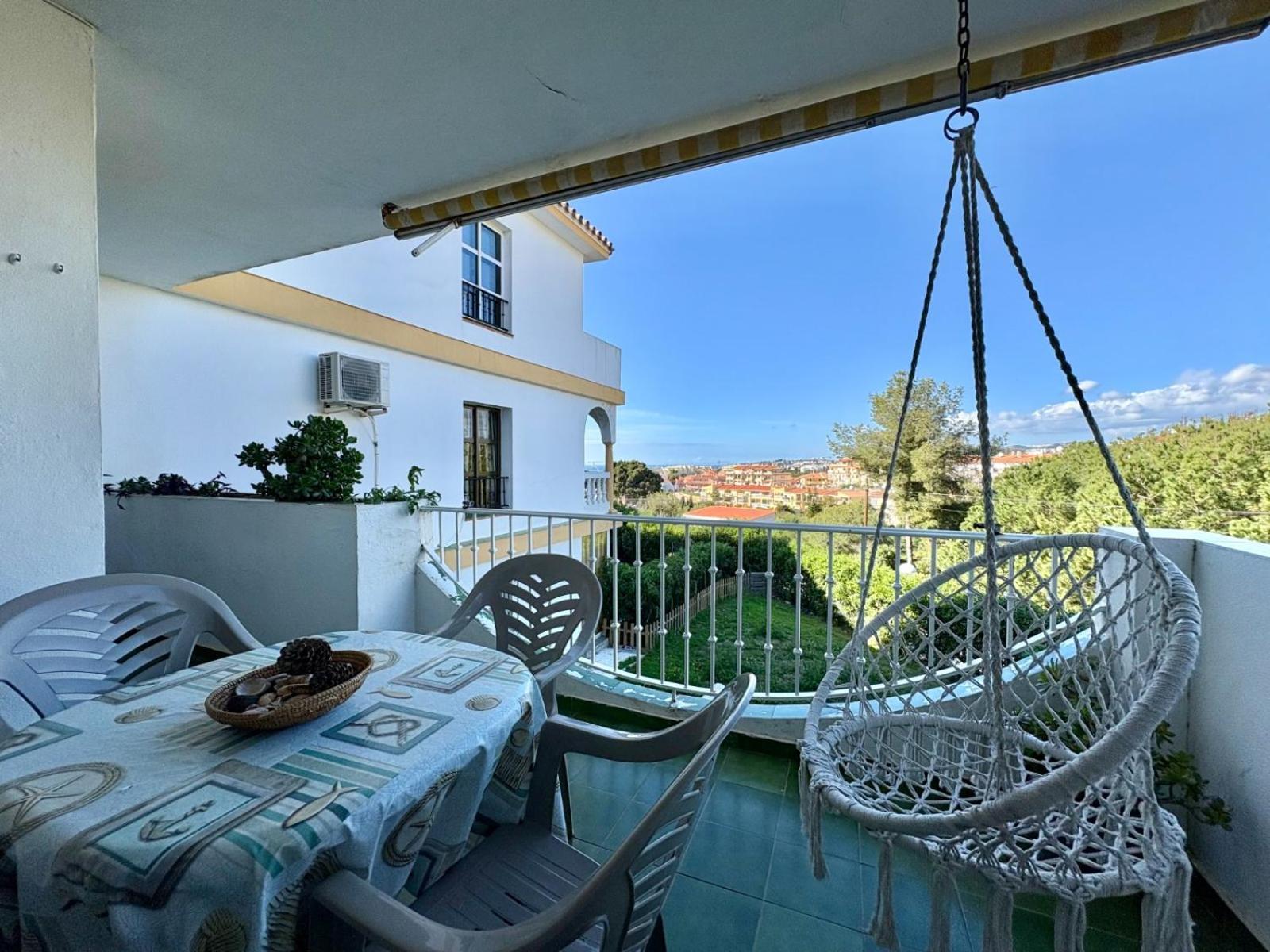 Kion Beach Appartment Mijas-Costa Малага Экстерьер фото